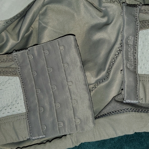 Set of 2 Galmorise Sports Bras - Picture 4 of 7